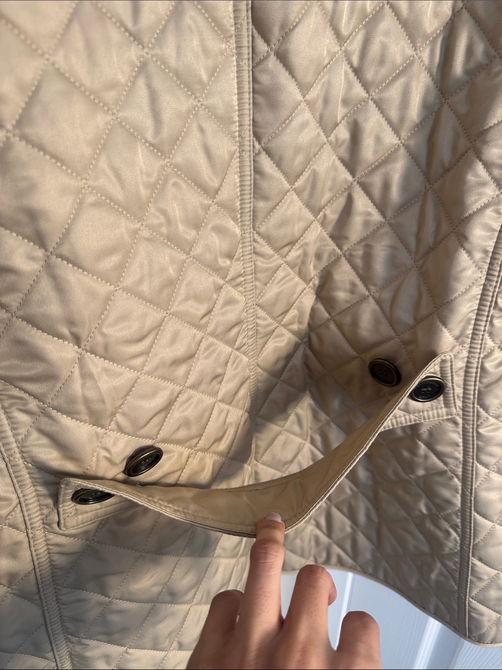 Burberry Quilted Beige Utility Jacket with Signature Check Lining- Size M - Picture 15 of 16
